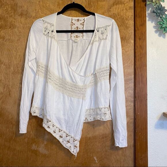🍄 Tiny by Anthropologie White Hippy Boho Lace Top - Picture 3 of 7